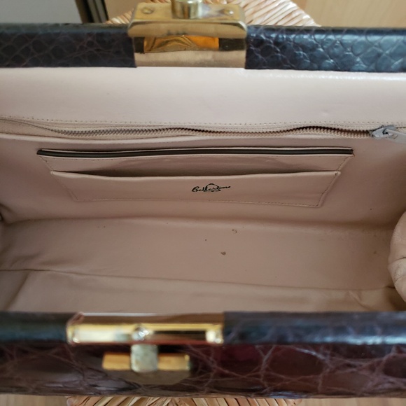 VINTAGE Bellestone Alligator Handbag! - Picture 6 of 14